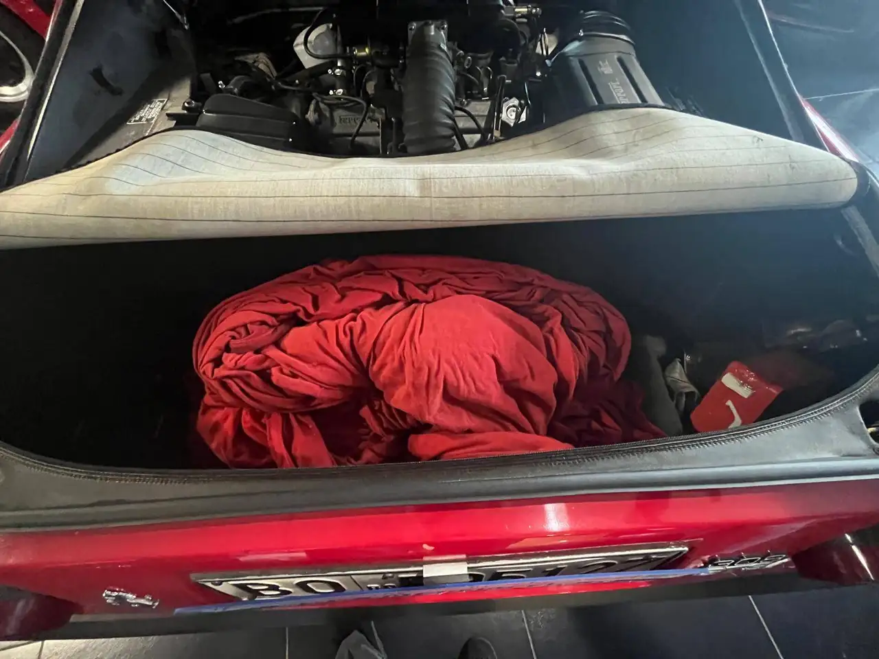 Ferrari 308 GTSi 2.9, foto 11
