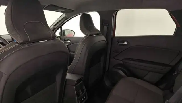 Renault Captur view 10