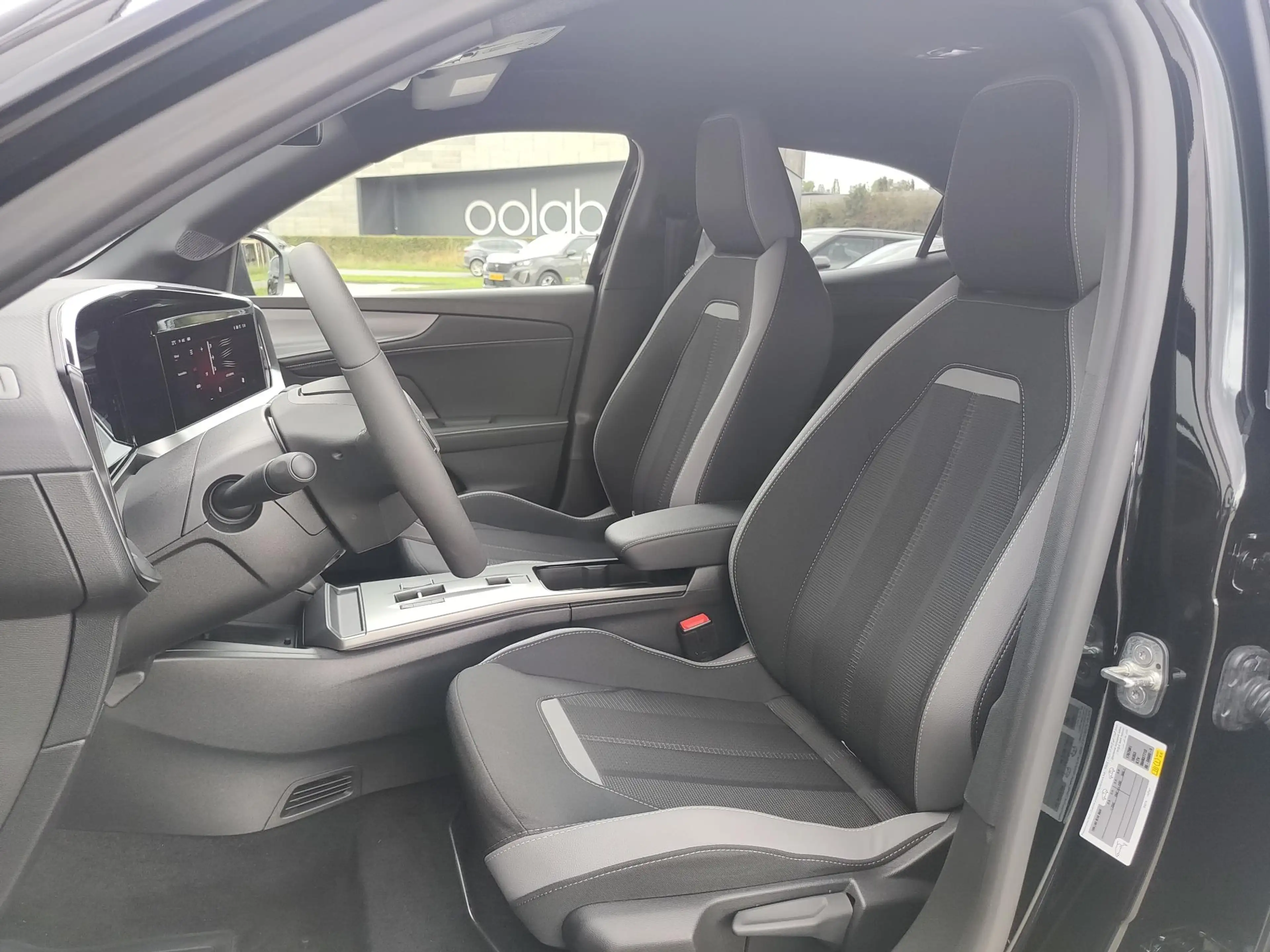 Opel Mokka-E Electric GS 54 kWh SOH 97.5% I Navigatie I Camera — photo 15