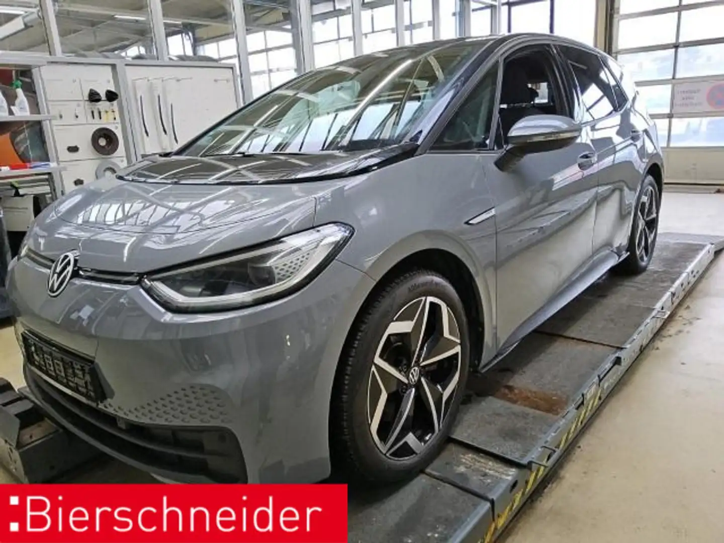 Volkswagen ID.3 Pro Perf. AHK MATRIX HuD ACC 19 Grau - 2