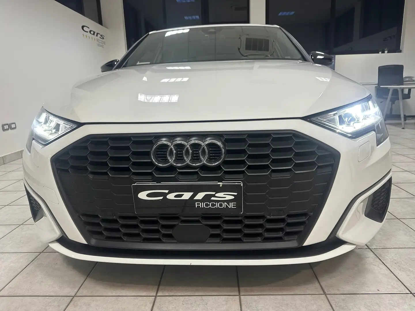 Audi A3 30 Tdi STronic AUDI ITALIA Bianco - 2