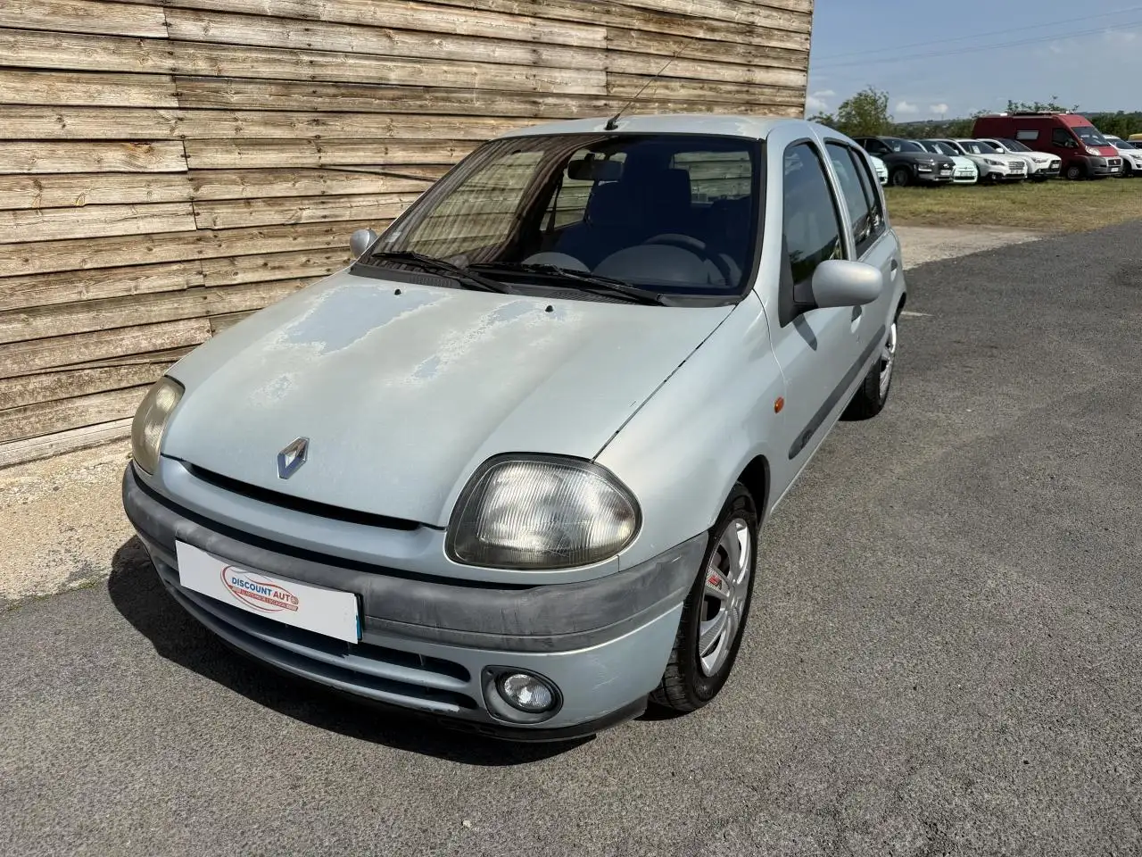 Renault Clio 1.9 D - 65