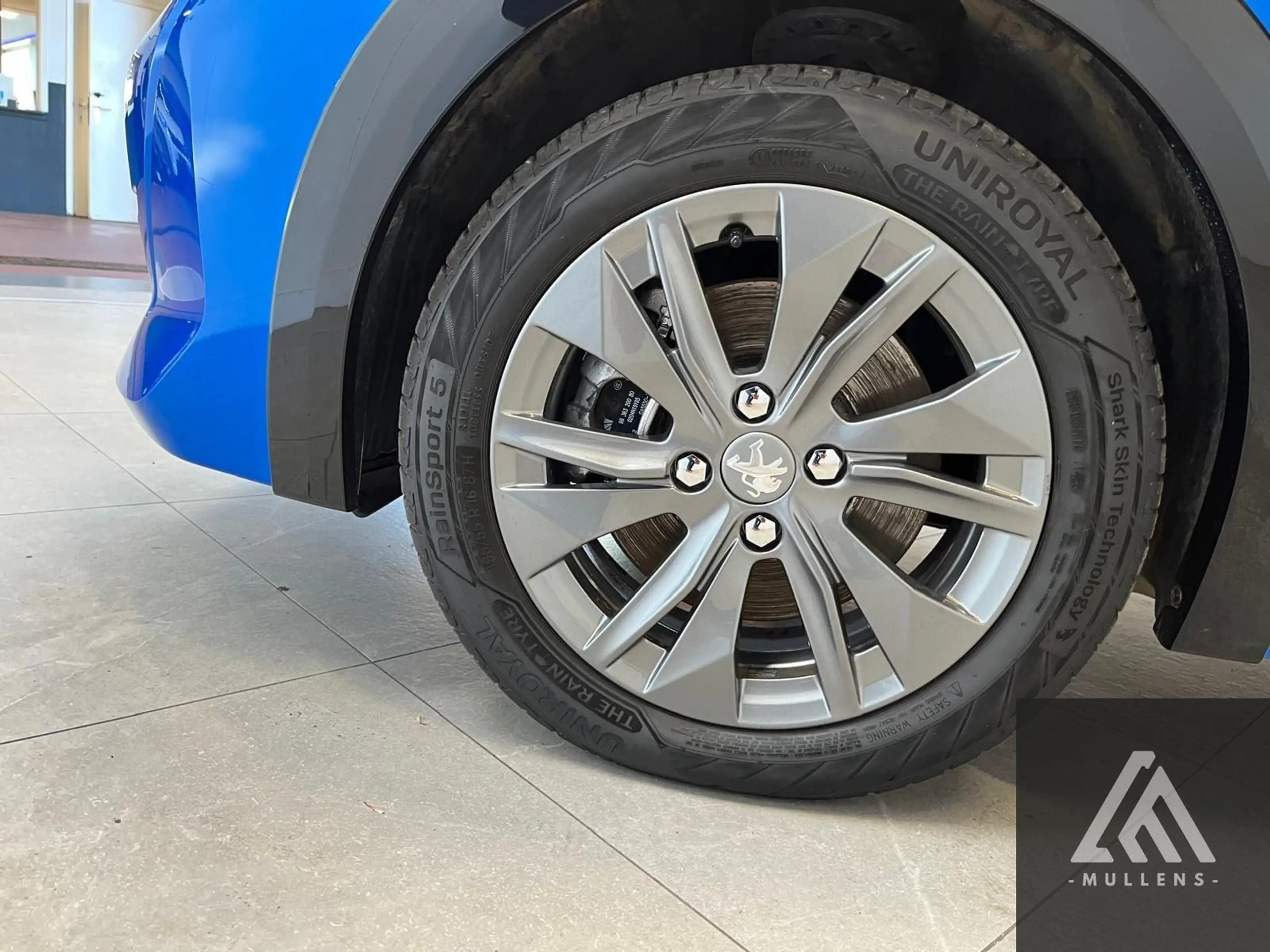 Peugeot e-208 e-208 136 Style — photo 3