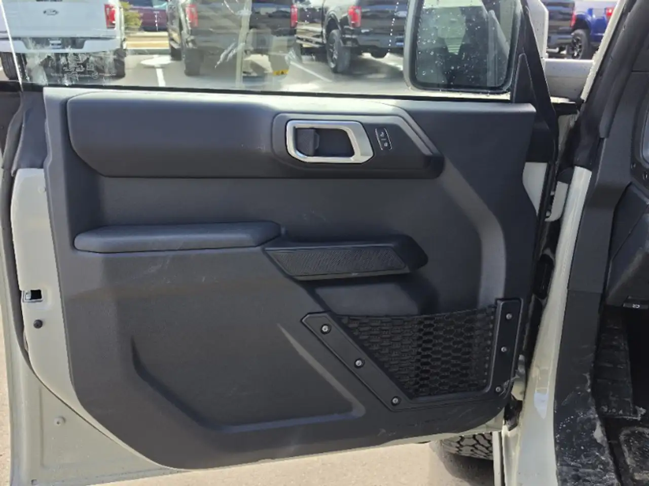 Ford Bronco снимка Ford Bronco