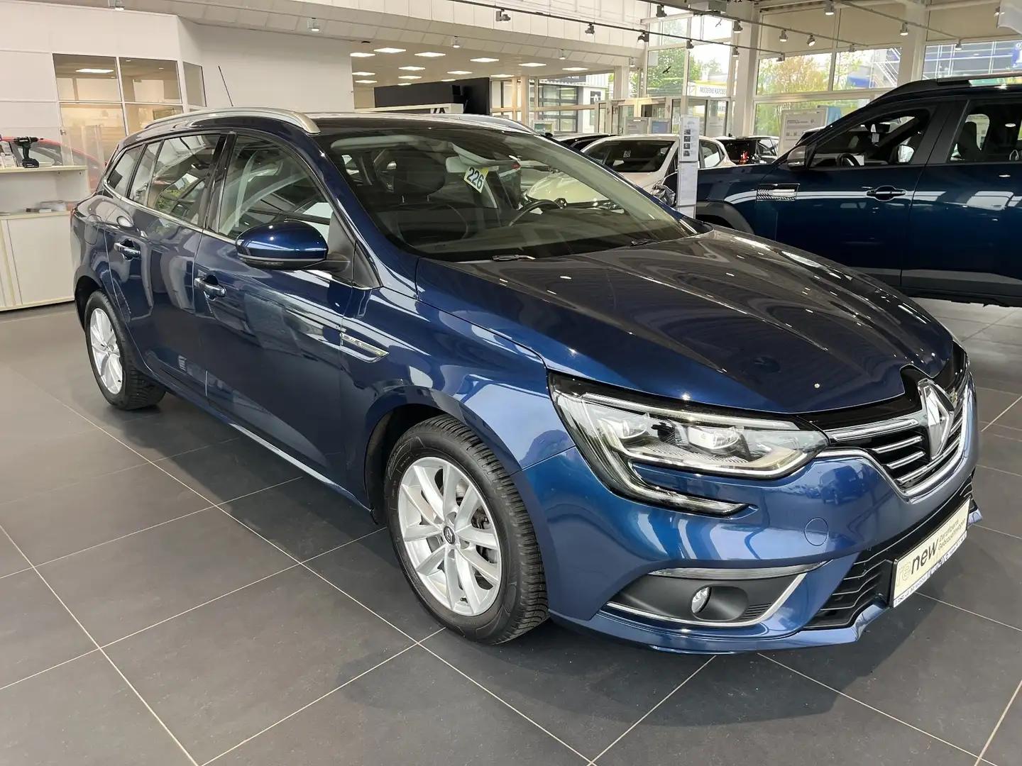 Renault Megane Grandtour Intens ENERGY TCe 130 *GJR* Blau - 2