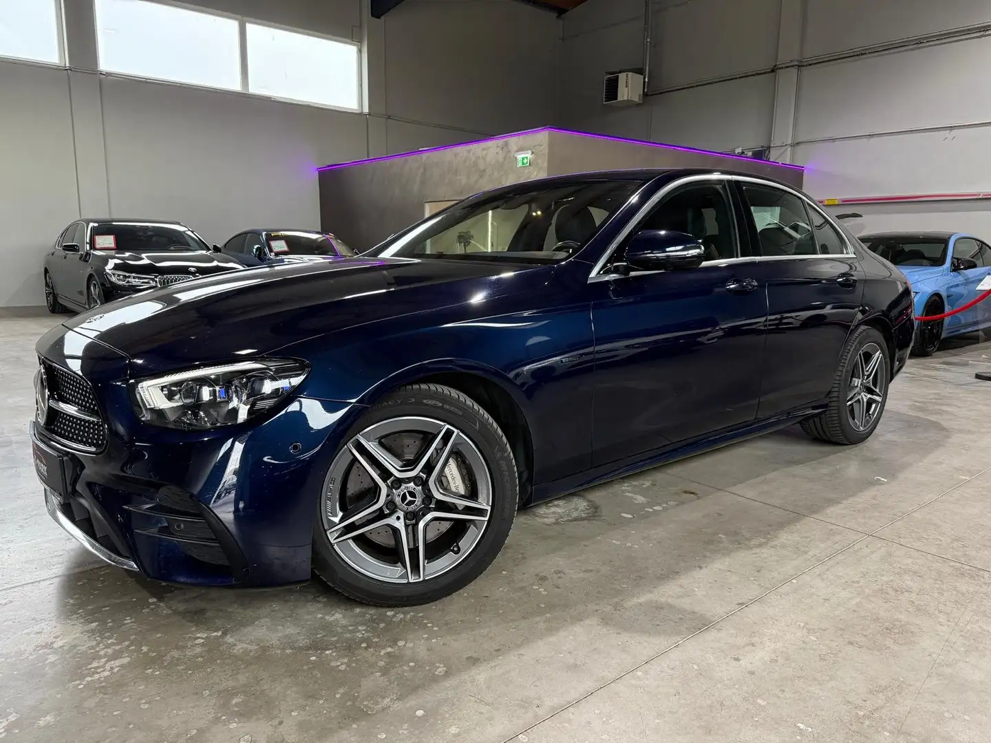 Mercedes-Benz E 300 E 300 de Blau - 1