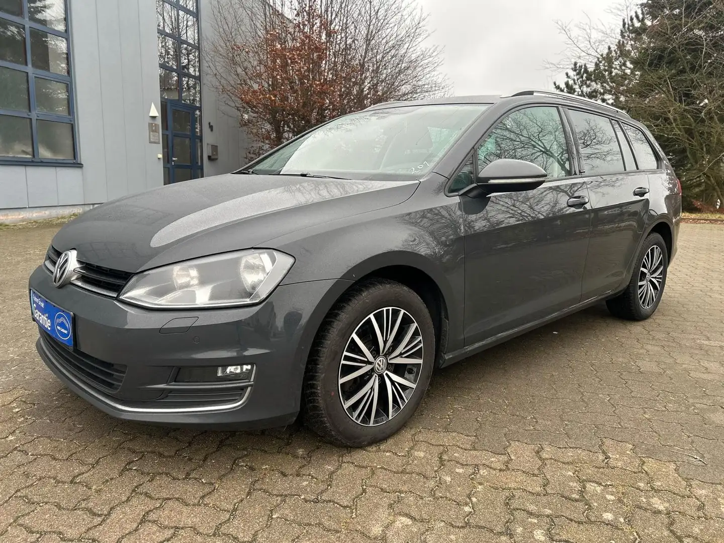 Volkswagen Golf VII Variant Allstar BMT siva - 1