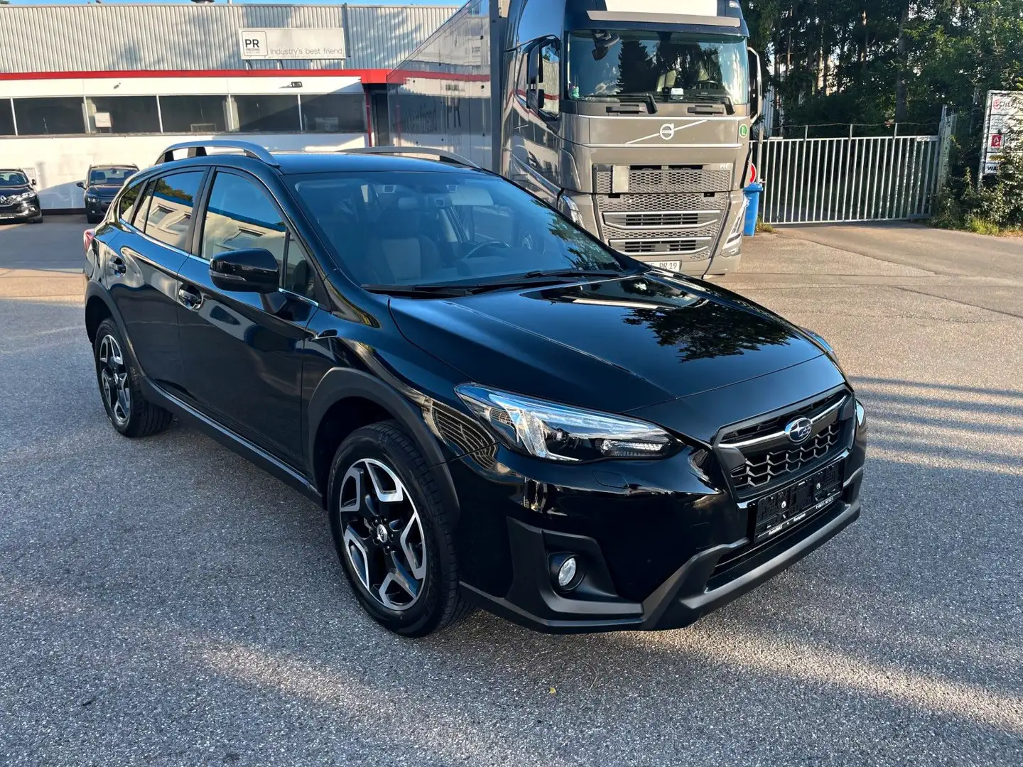 Subaru XV 2.0 4X4 Exclusive *1.Hand/AHK/Navi/Wi-Reifen* Negru - 1