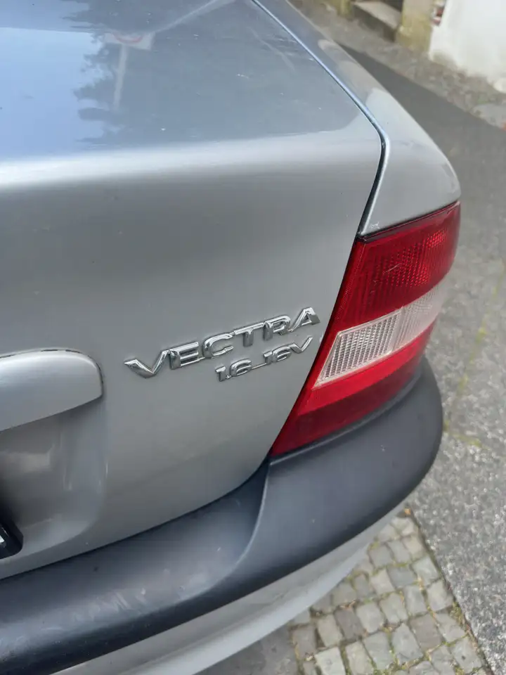 Opel Vectra 1.8, foto 3