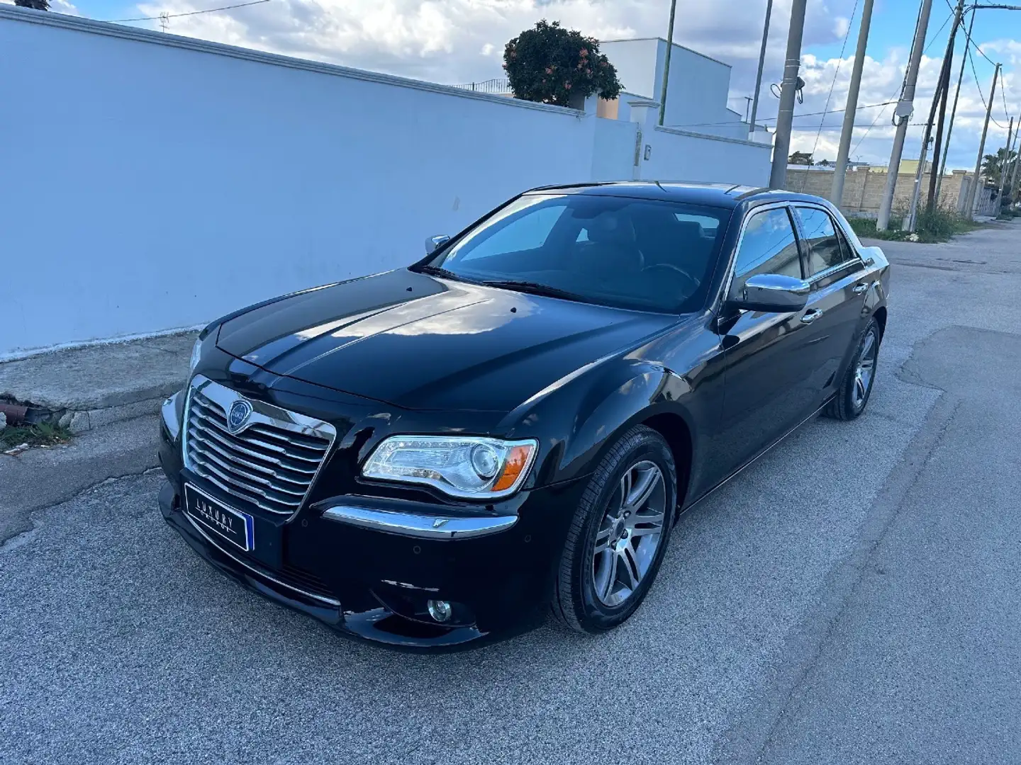 Lancia Thema 3.0 V6 mjt II Platinum 190cv auto Negro - 1