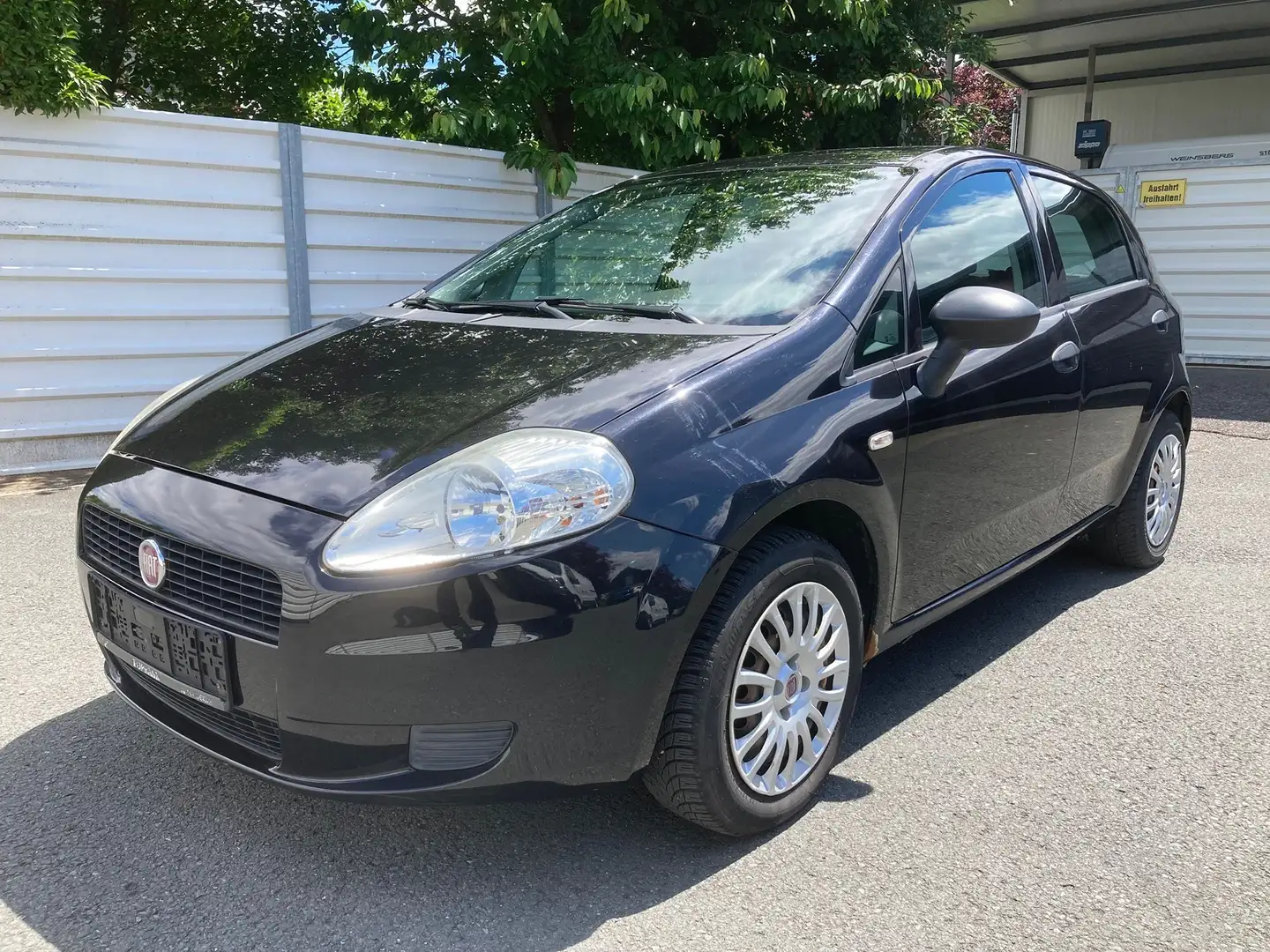 Fiat Punto 1,2 199 Schwarz - 1