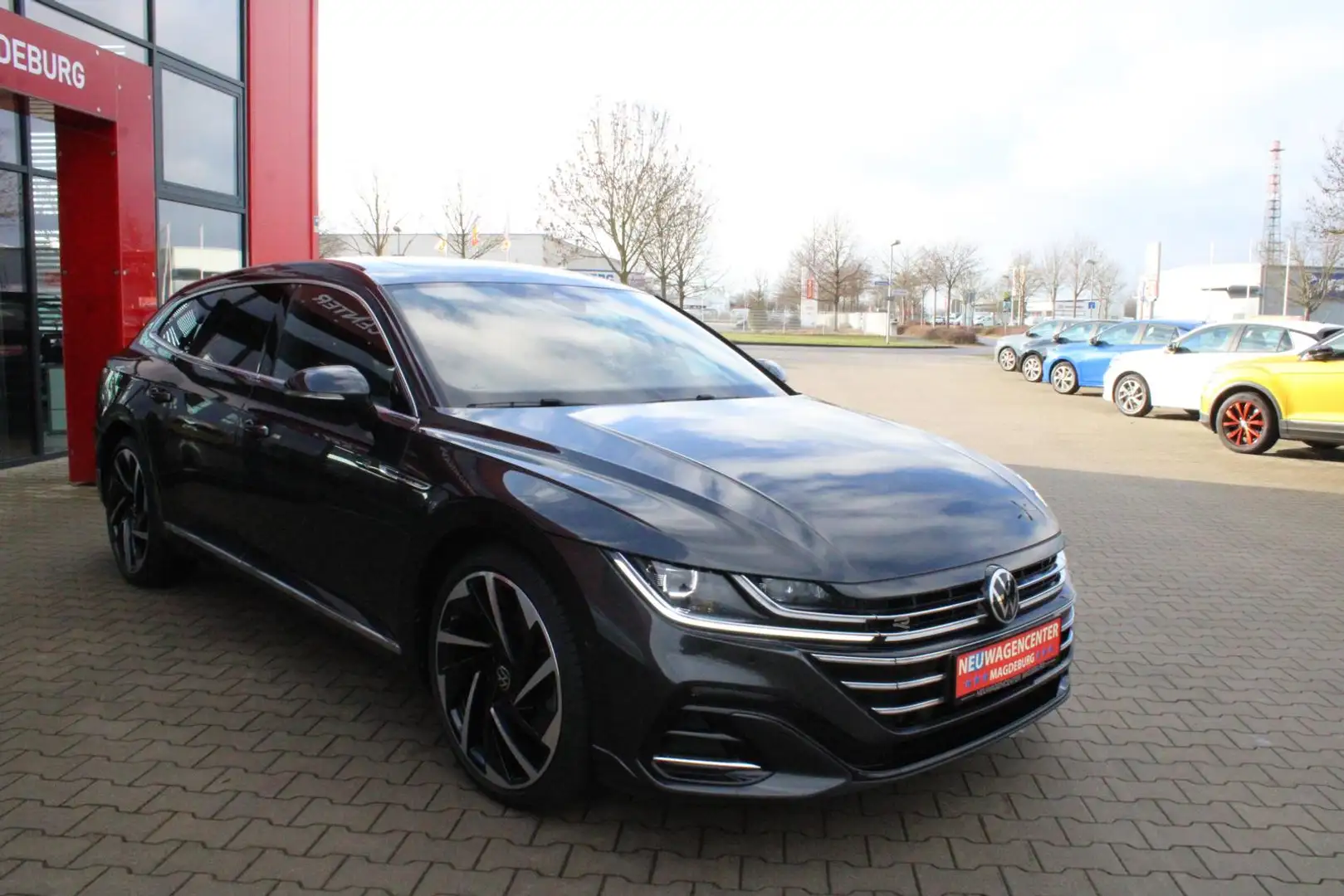 Volkswagen Arteon 2.0 TDI DSG R-Line 4M*ST.HZG*AHK*360°*HuD*PANO*SOU Grau - 2