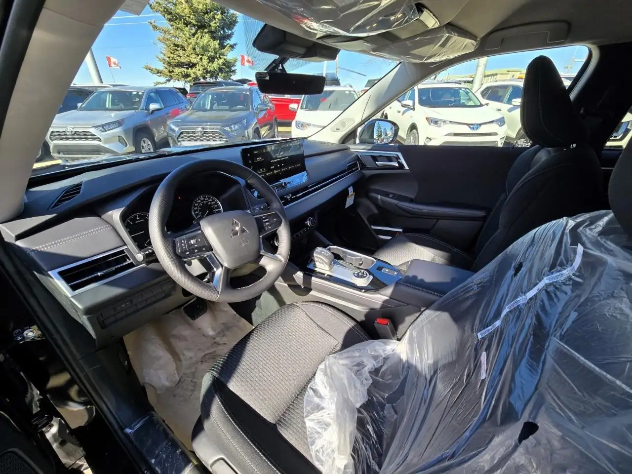 Mitsubishi Outlander снимка Mitsubishi Outlander