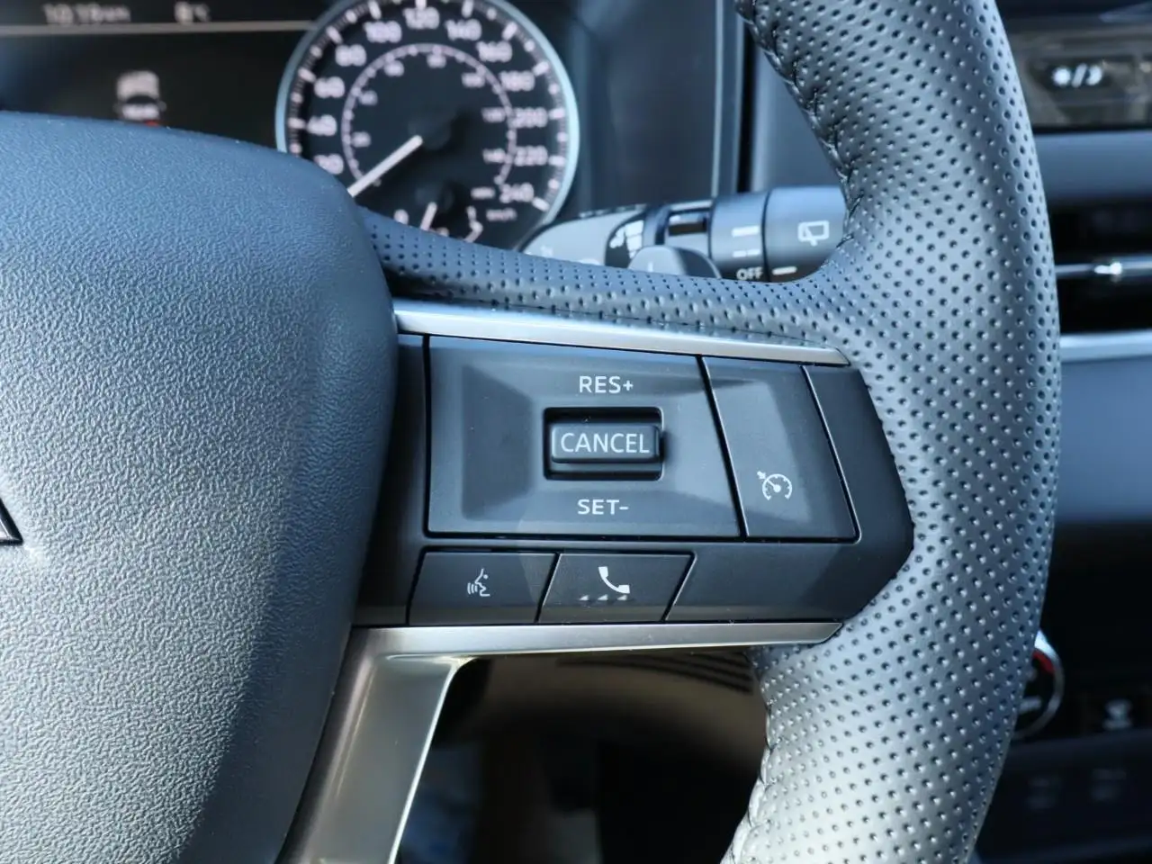 Mitsubishi Outlander снимка Mitsubishi Outlander