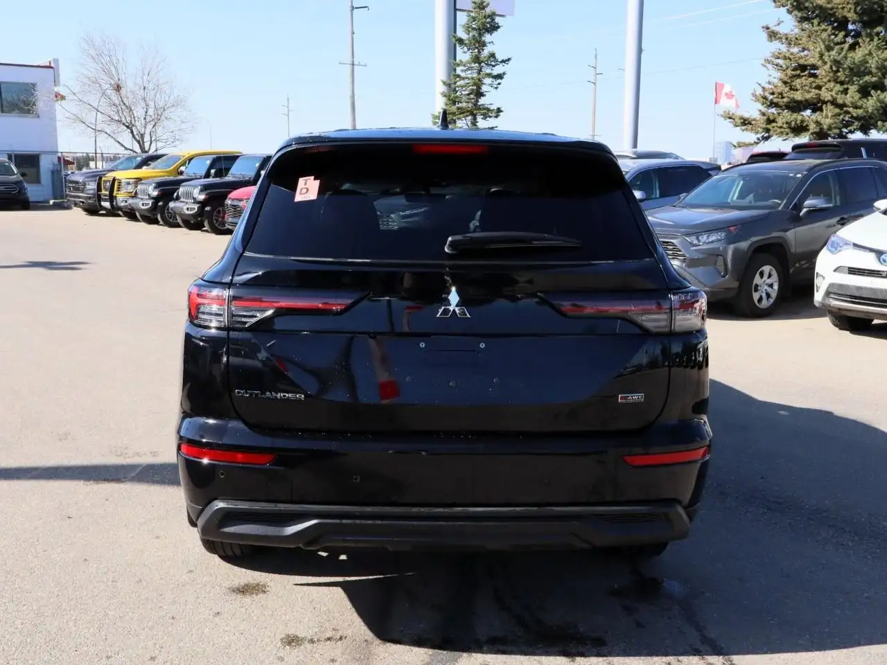 Mitsubishi Outlander снимка Mitsubishi Outlander
