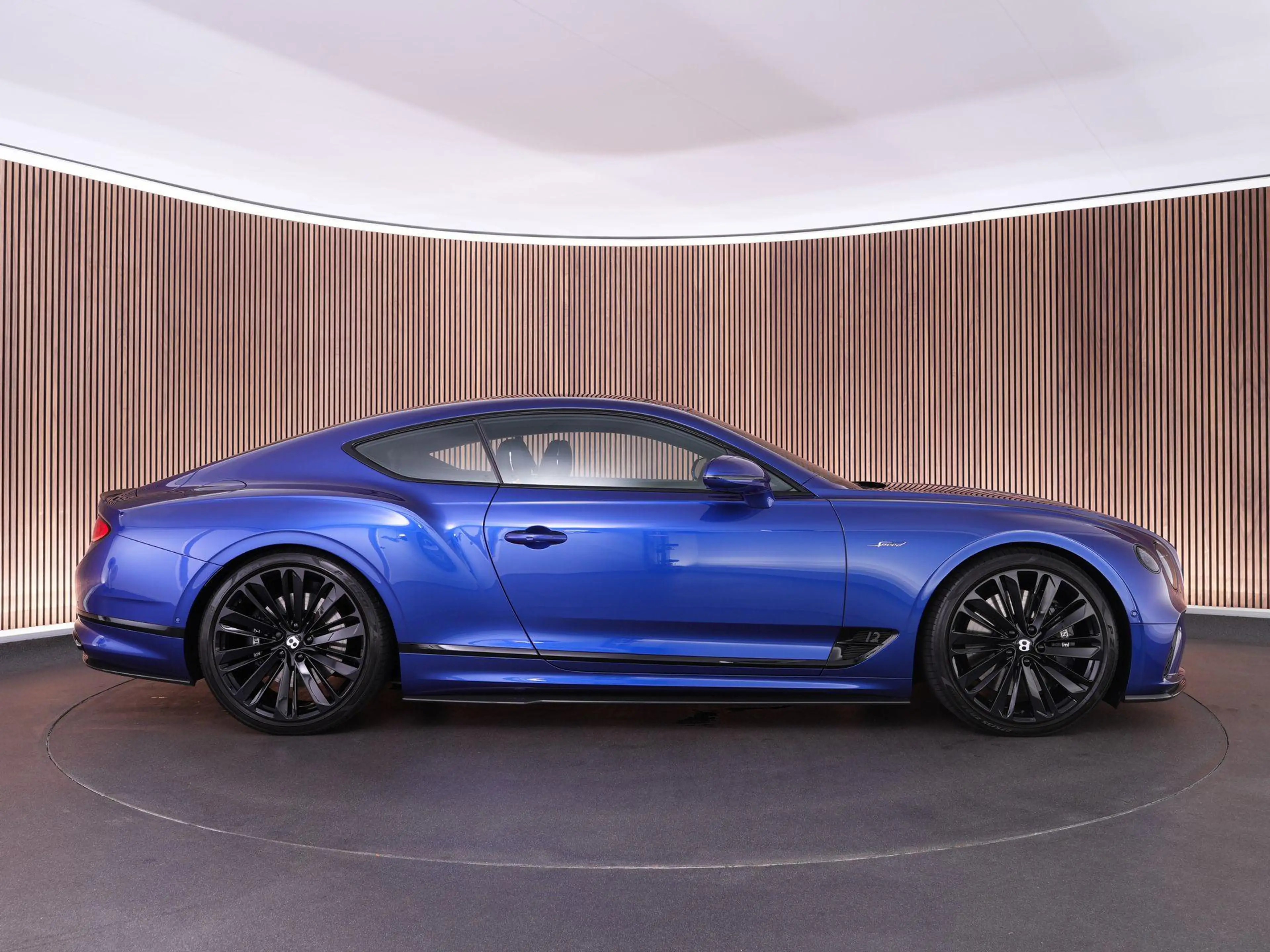 Bentley Continental GT W12 Speed 6.0 659pk |panoramadak|rotating|Naim|car — photo 14