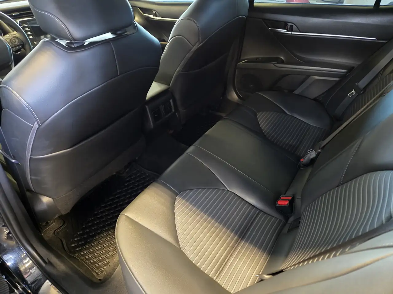 Toyota Camry снимка Toyota Camry