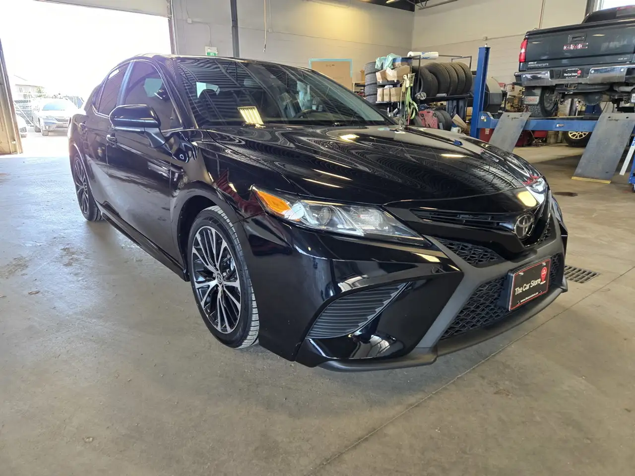 Toyota Camry снимка Toyota Camry