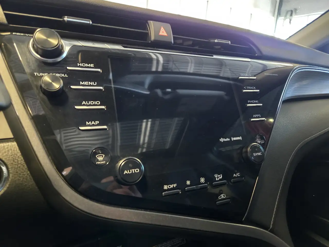 Toyota Camry снимка Toyota Camry