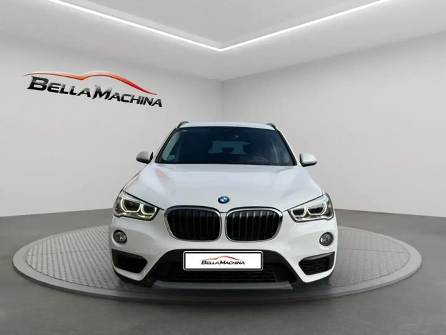 BMW X1 sDrive 18d Blanco - 2