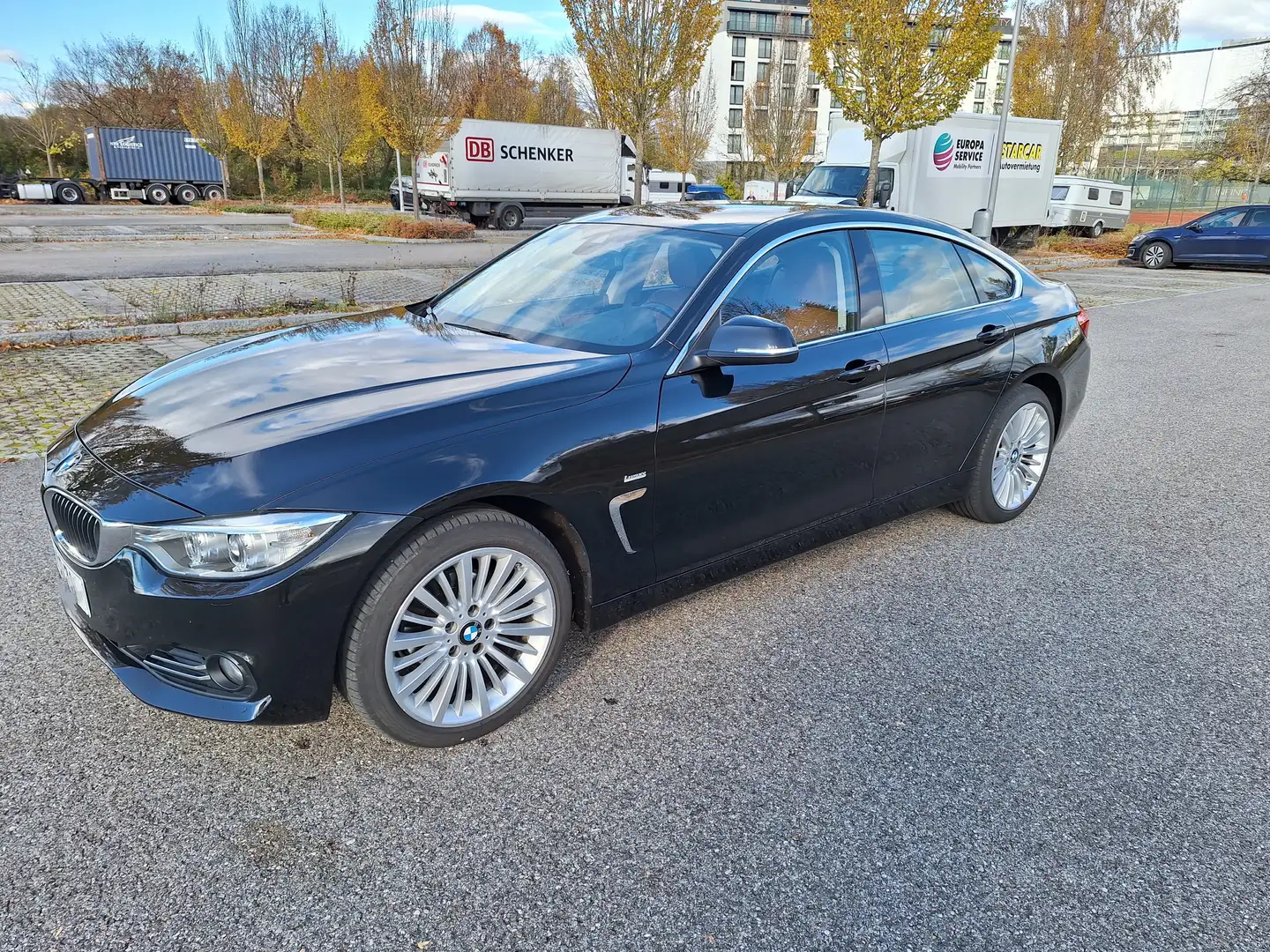 BMW 420 i Coupe Luxury Line xDrive Schwarz - 2