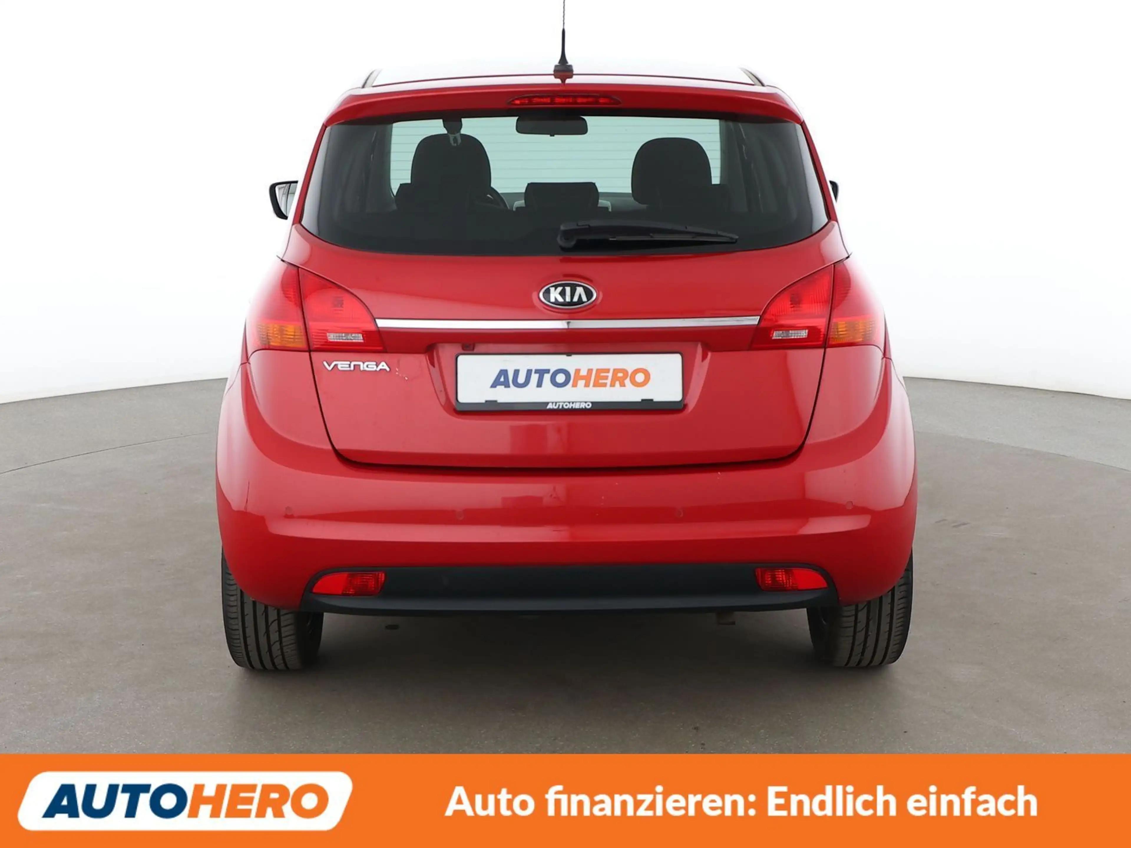 Kia Venga 1.6 Dream Team — photo 5