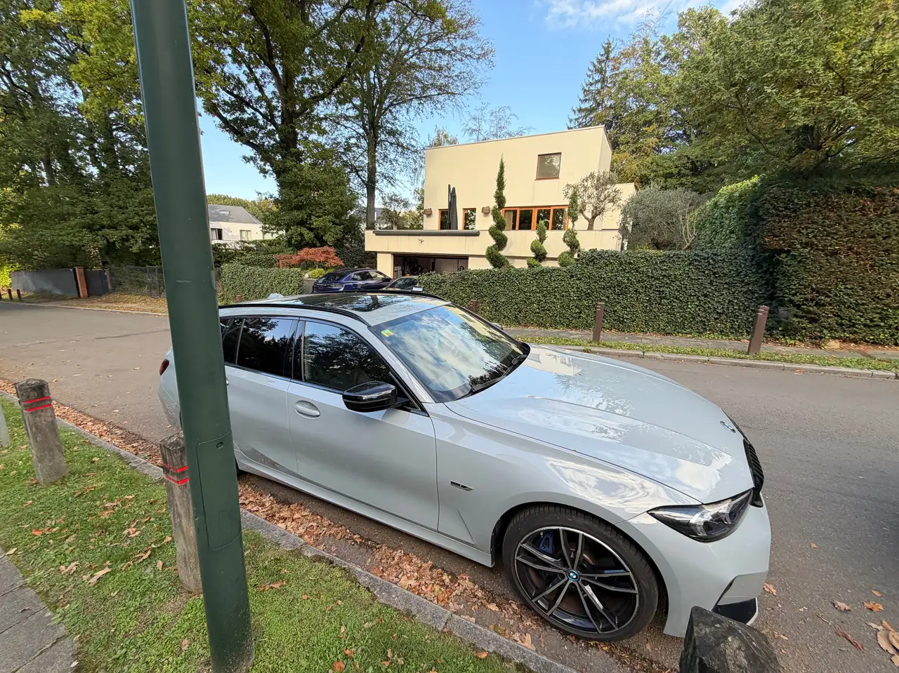 BMW 330