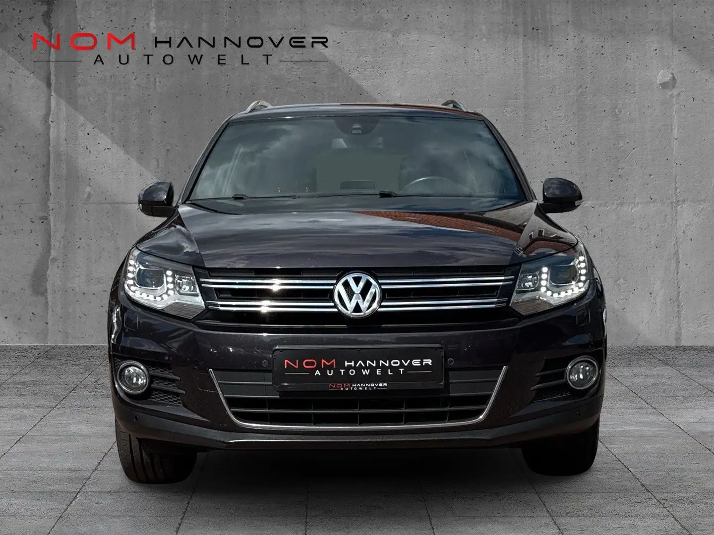 Volkswagen Tiguan 2.0TDI 4M /AHK/R-CAM/STHZ/BIXEN/APP/PDC/ Grau - 2