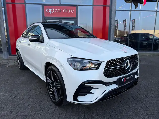 Mercedes-Benz GLE view 3