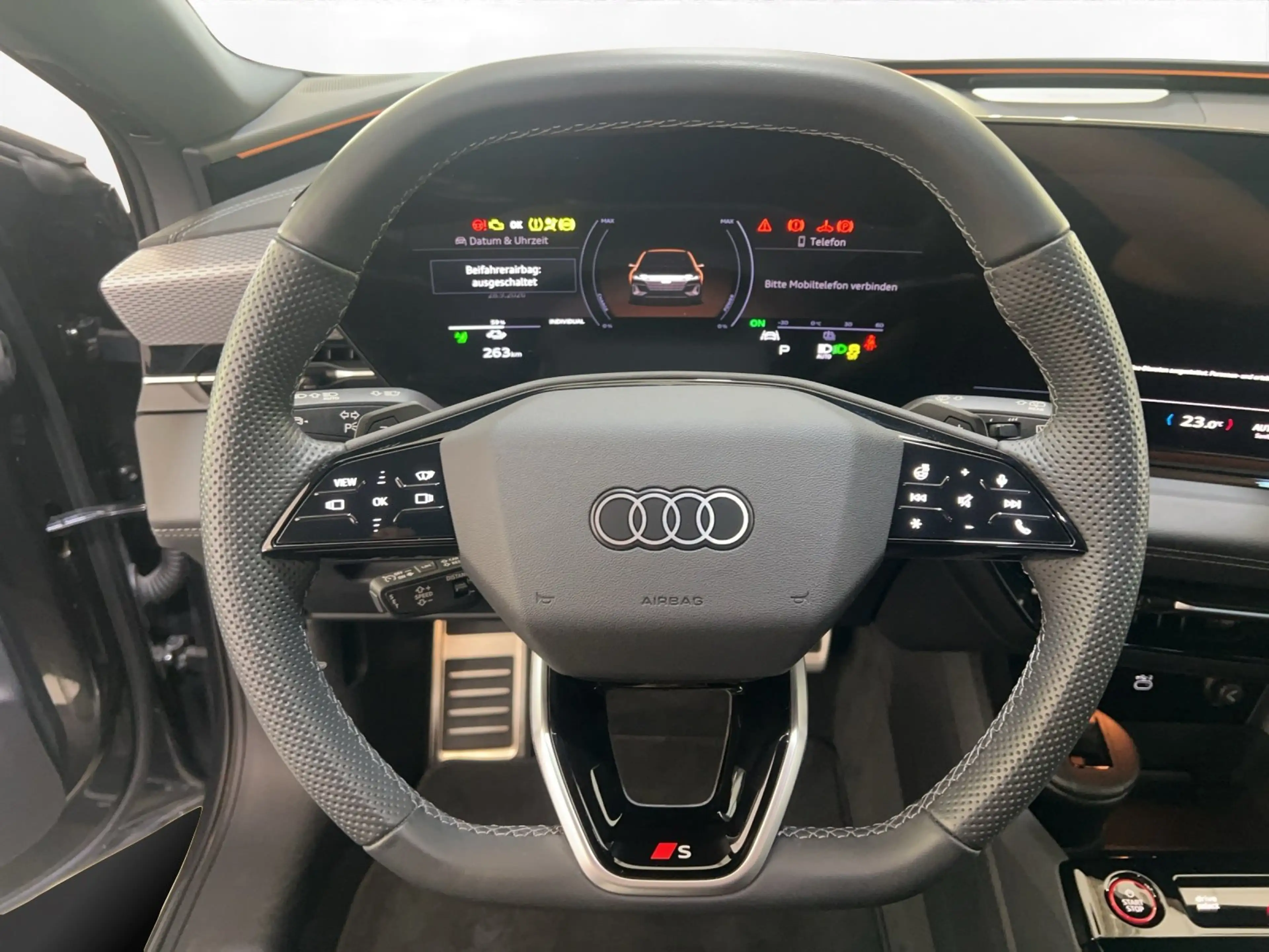 Audi S6 Avant e-tron — photo 10