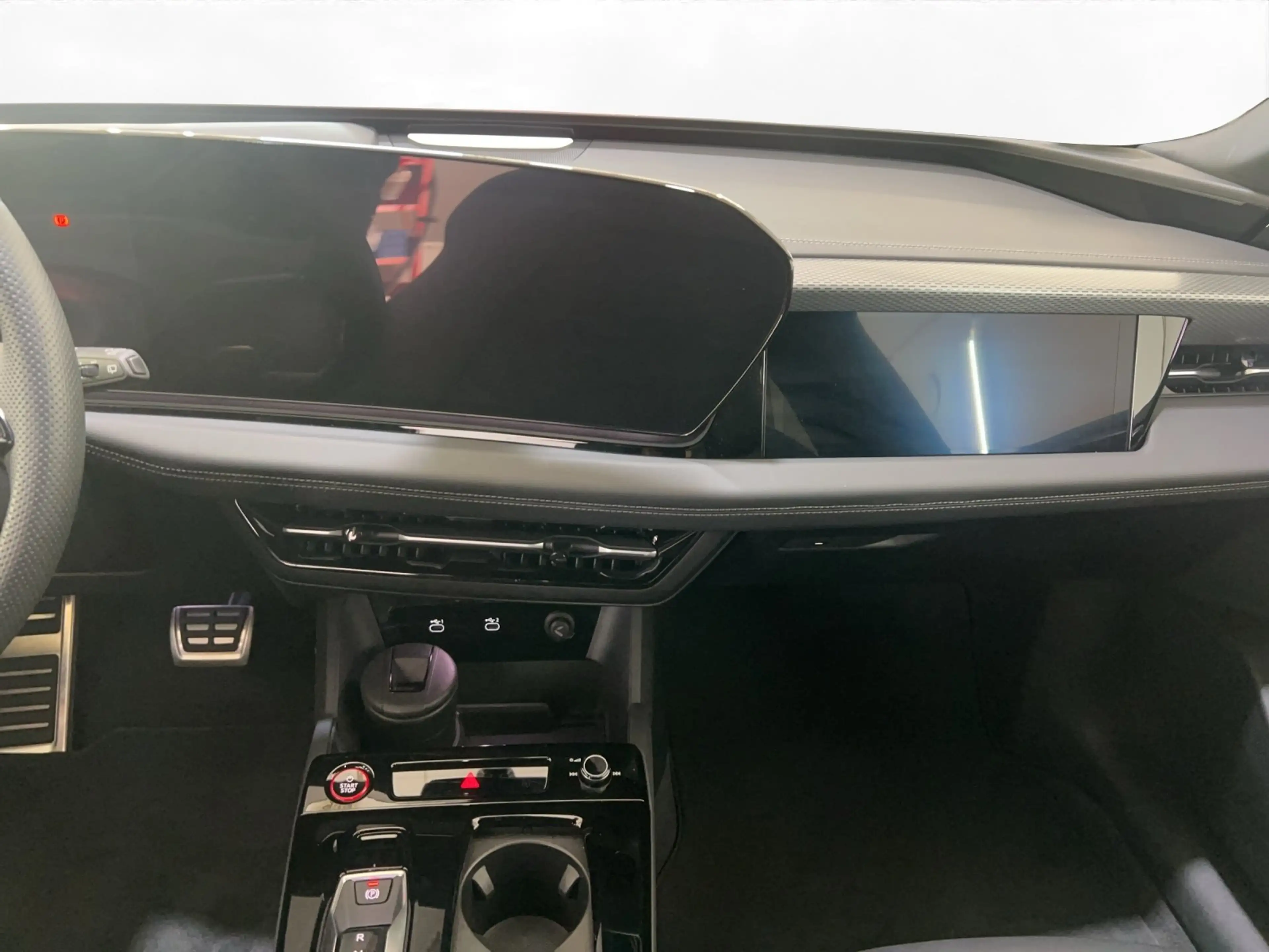 Audi S6 Avant e-tron — photo 15