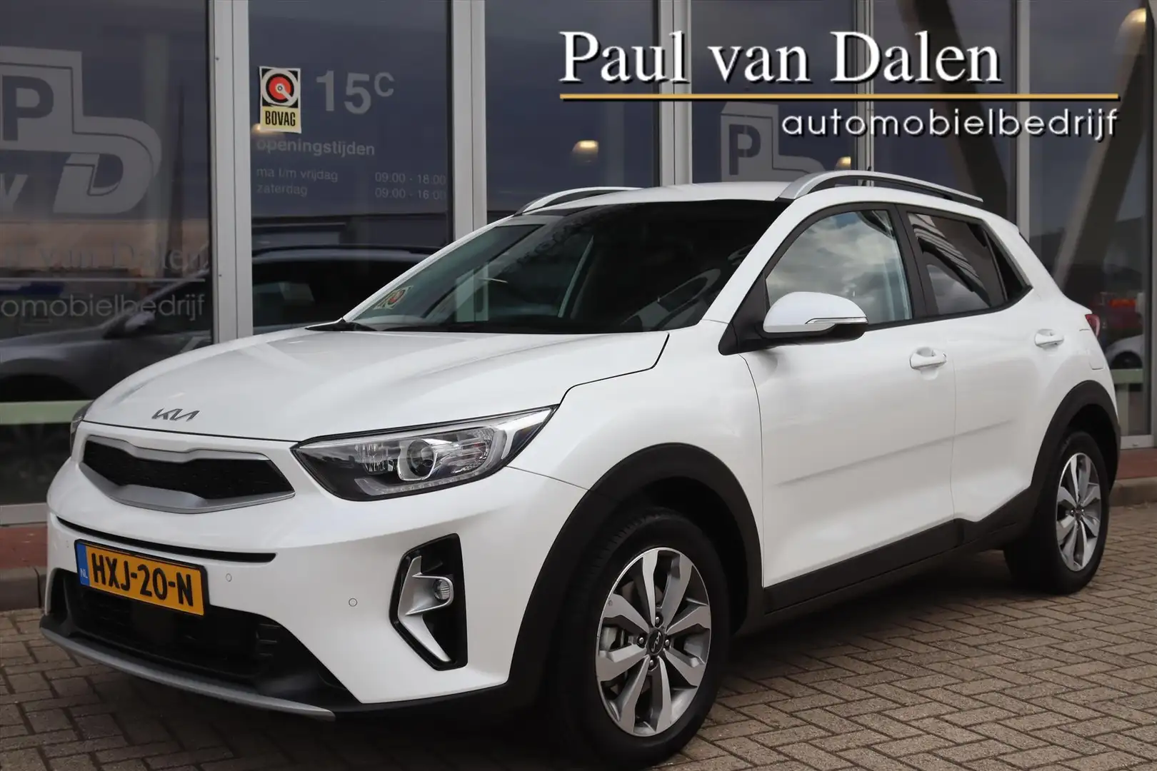 Kia Stonic 1.0 T-GDi 100PK AUTOMAAT DYNAMICLINE Navi carplay Wit - 1