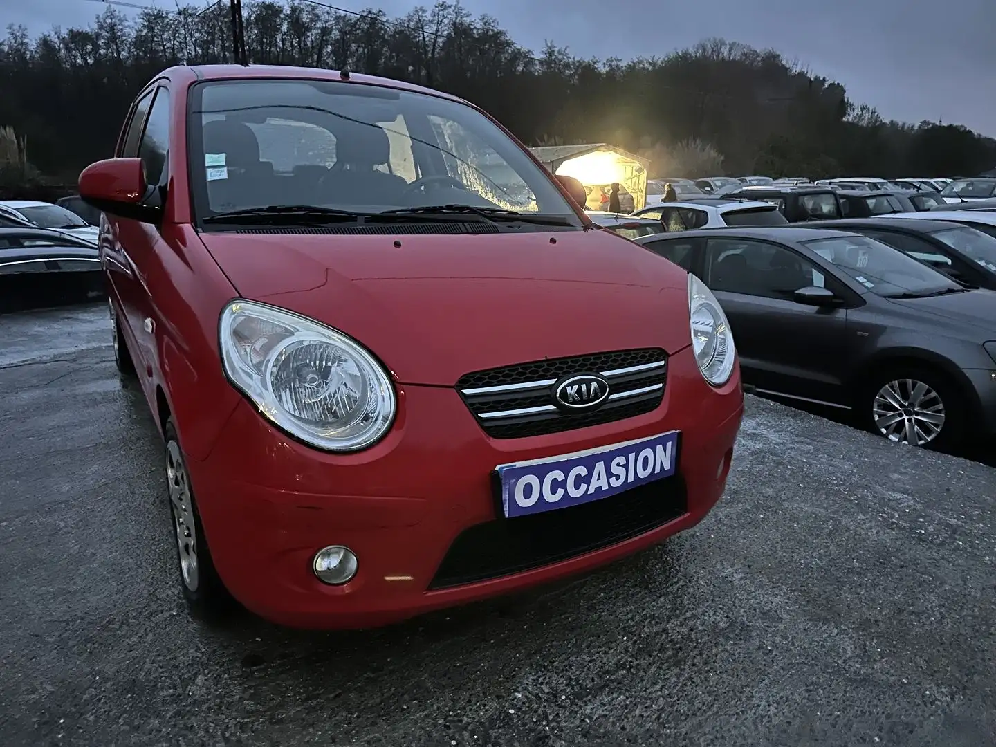 Kia Picanto 1.0 MOTION Rouge - 1