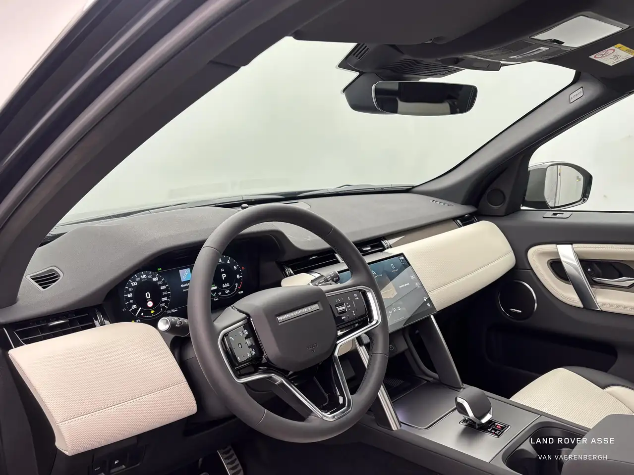 Land Rover Discovery Sport 2026 — фото 11