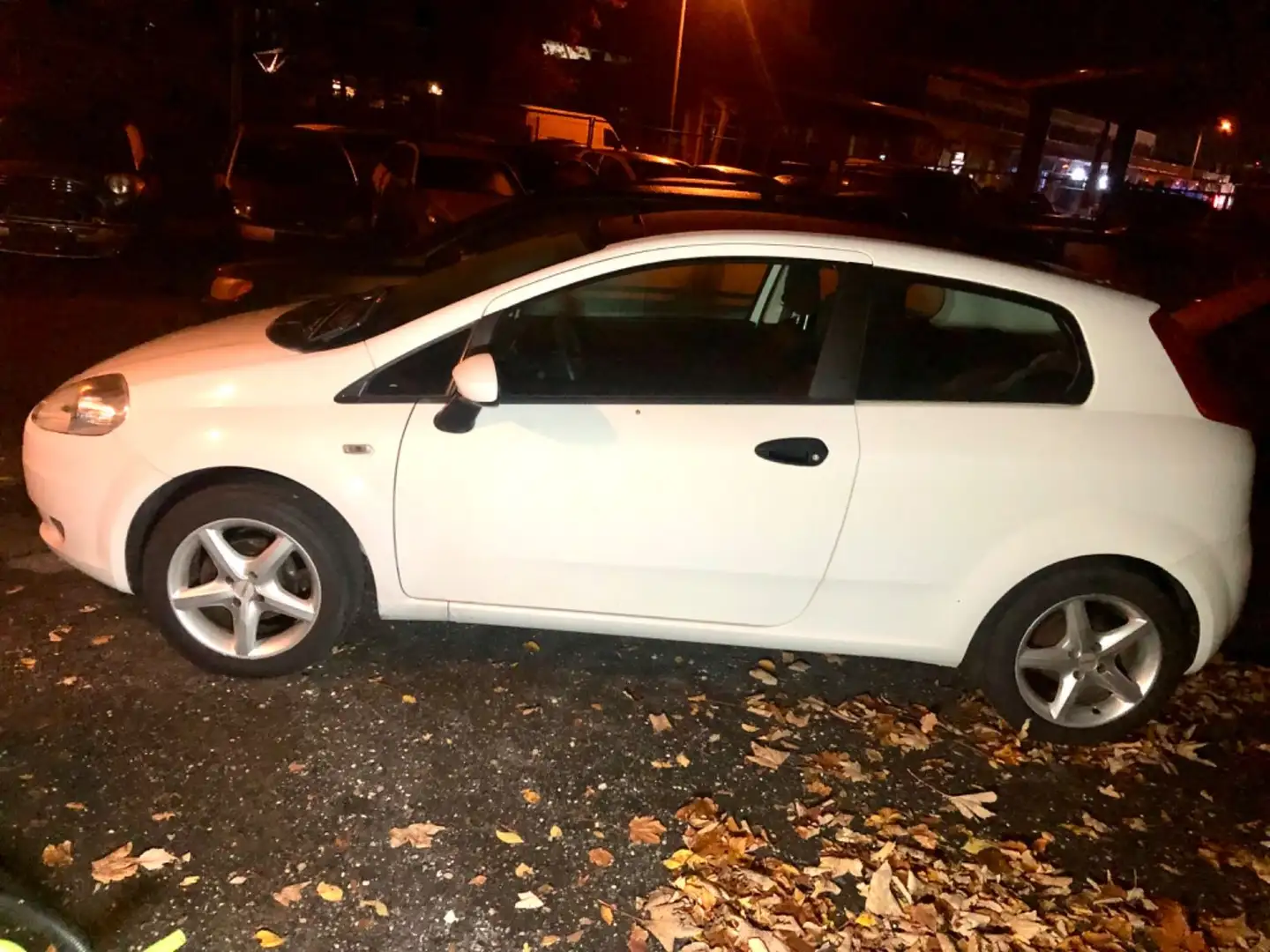 Fiat Grande Punto 1.2 8V Active Panoramadach Weiß - 1