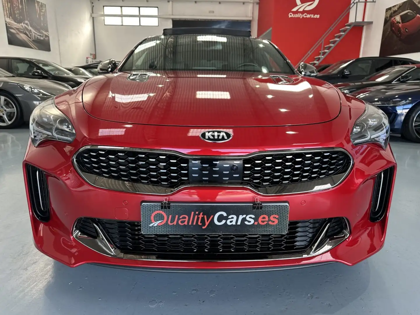 Kia Stinger 2.2CRDi GT Line 4x2 Aut. 200 Rouge - 2
