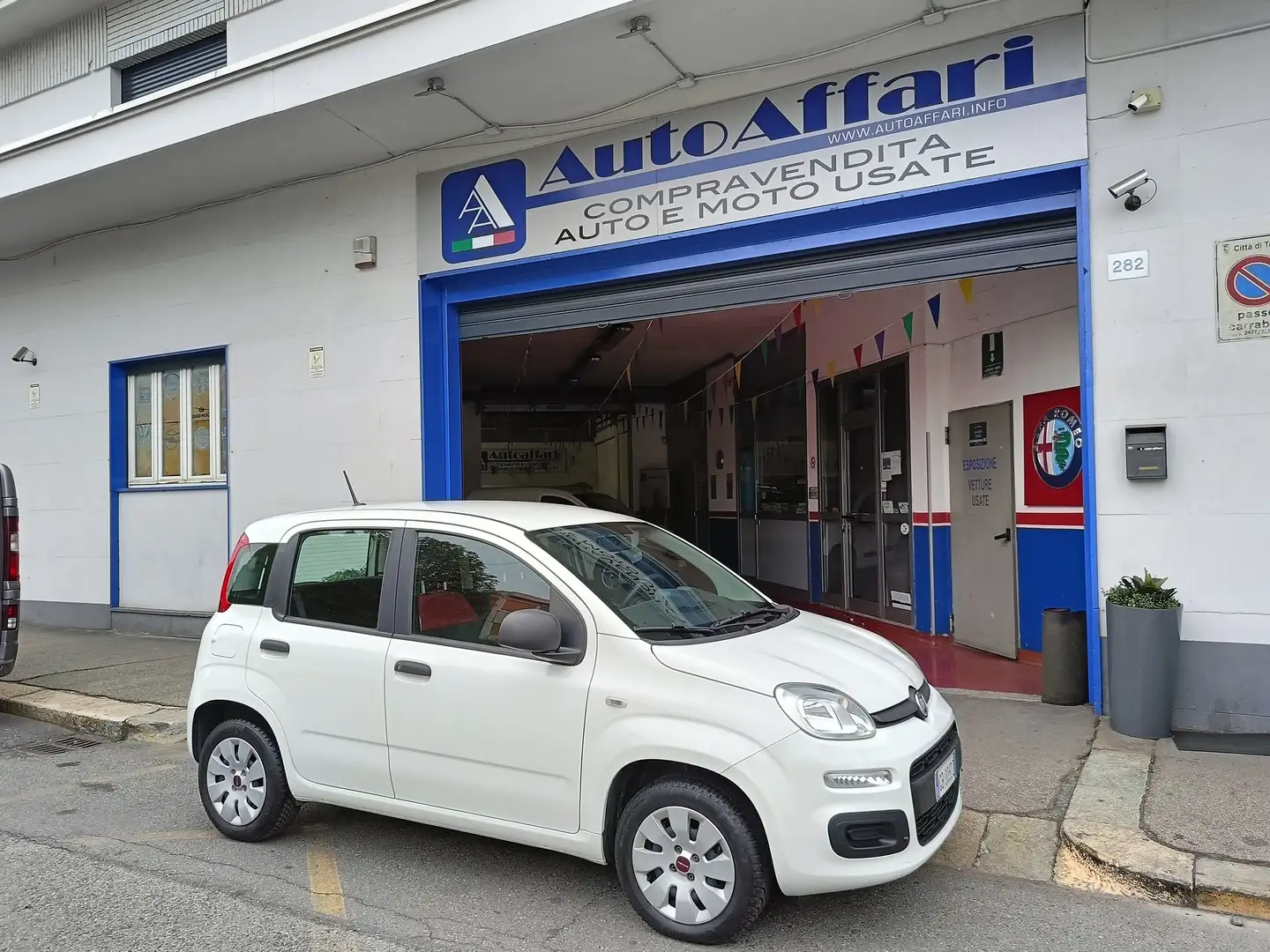 Fiat Panda 1.2 Pop CLIMA BEN TENUTA POCHI KM Bianco - 1