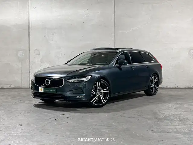 Volvo V90 2.0 T5 Momentum
