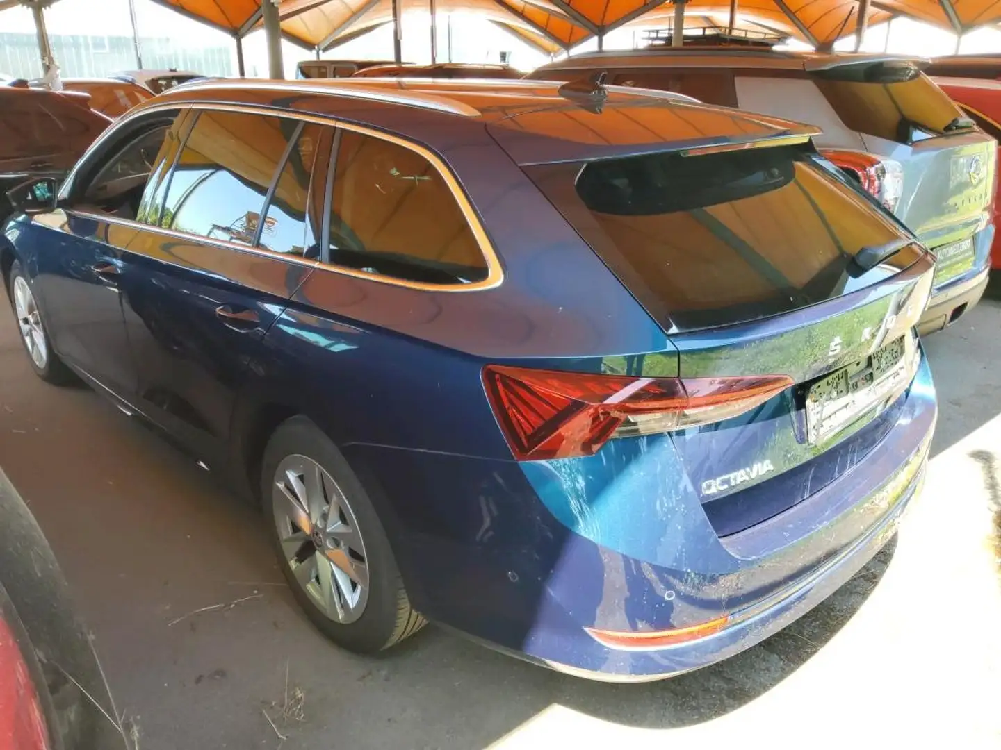 Skoda Octavia Combi 1.5 TSI e-TEC Style DSG/AHK/KAMERA Blau - 2