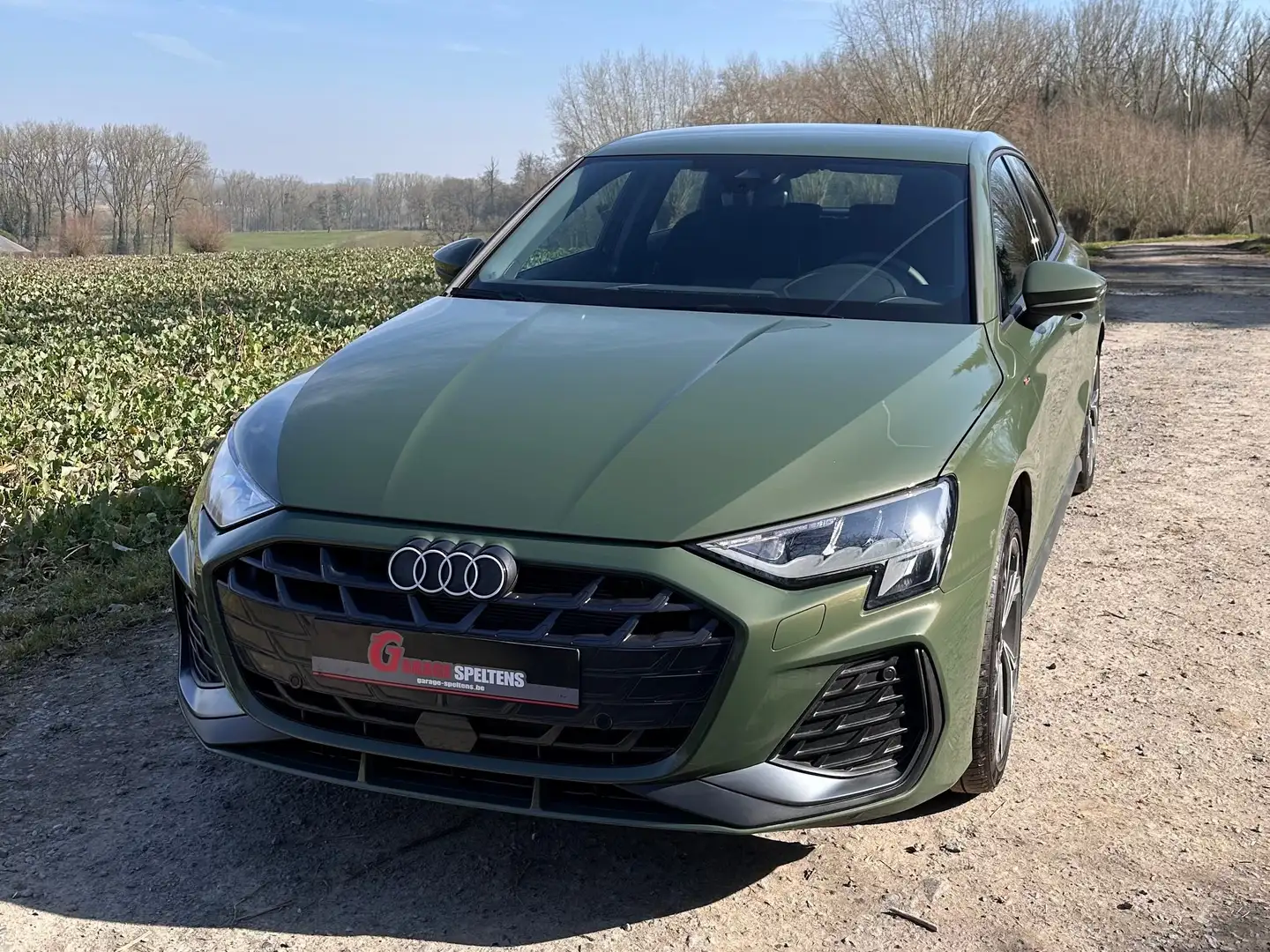 Audi A3 Sportback 30 TFSI S-Line S-tronic "Nieuwe wagen" Vert - 2