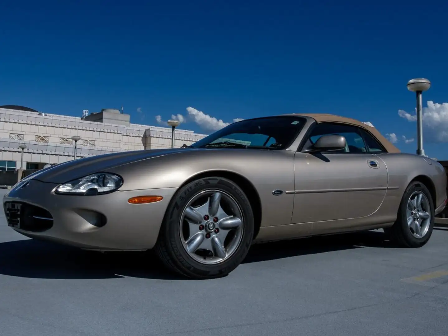 Jaguar XK8 XK8 Cabriolet - 2