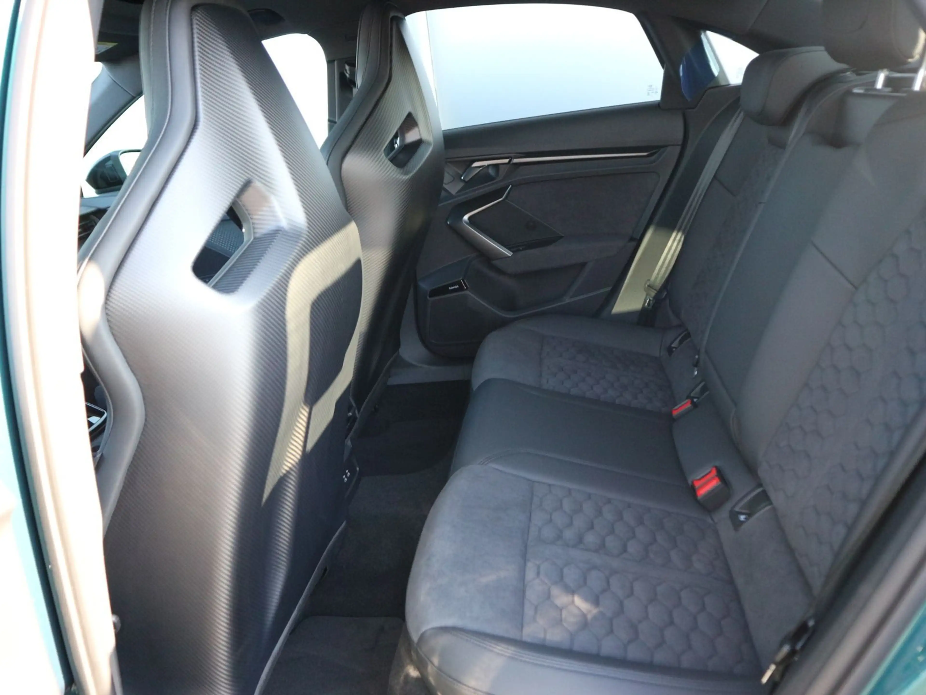 Audi RS3 S tronic*GOMERA PERLEFFEKT* — photo 14
