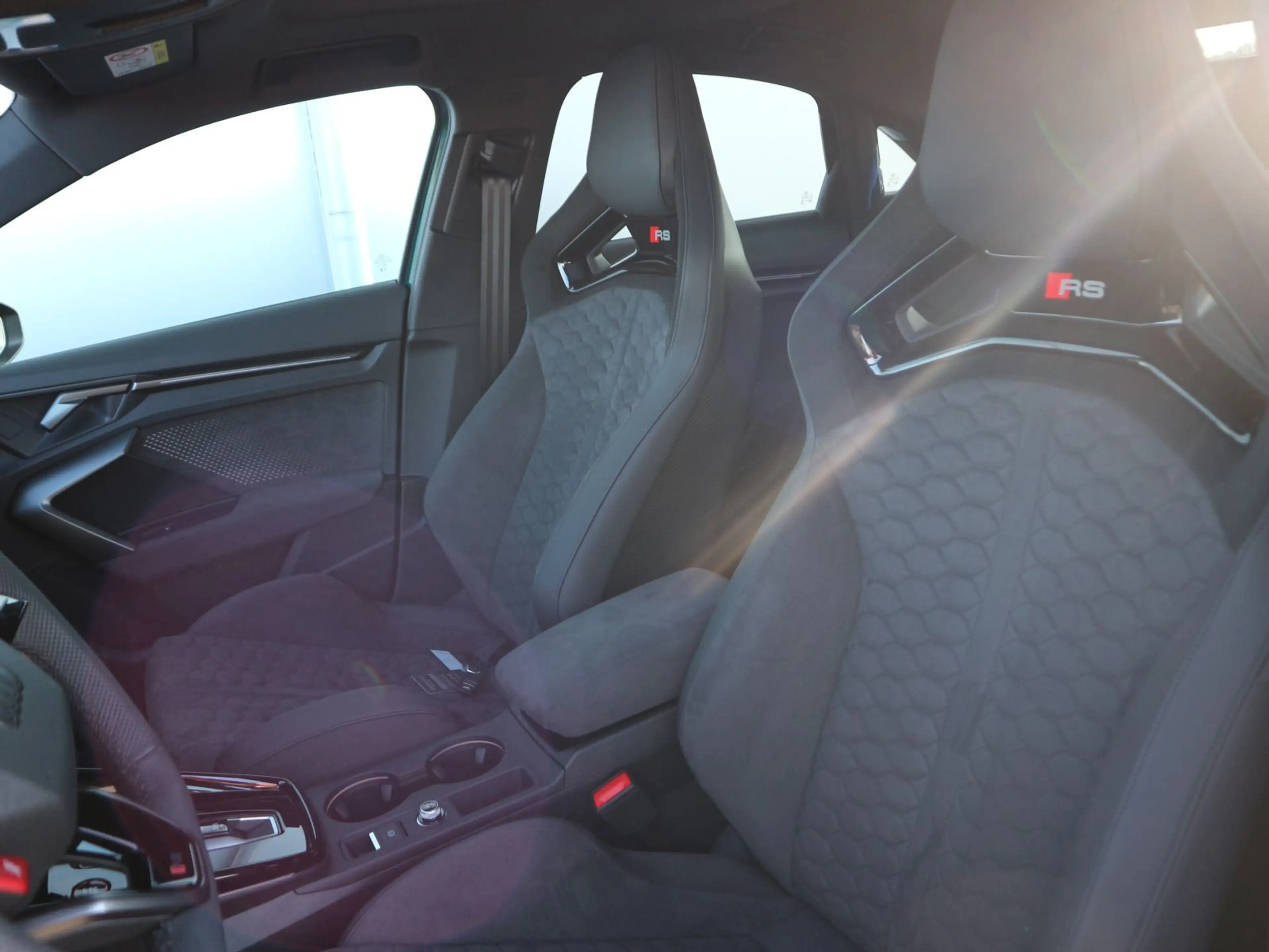 Audi RS3 S tronic*GOMERA PERLEFFEKT* — photo 7