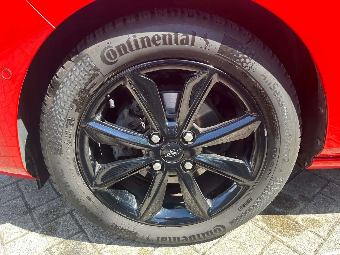 Ford Fiesta Fiesta 1.0 EcoBoost S - Panoramadach / Winterpaket Rot - 2