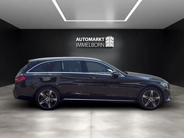 Mercedes-Benz C-Class view 7