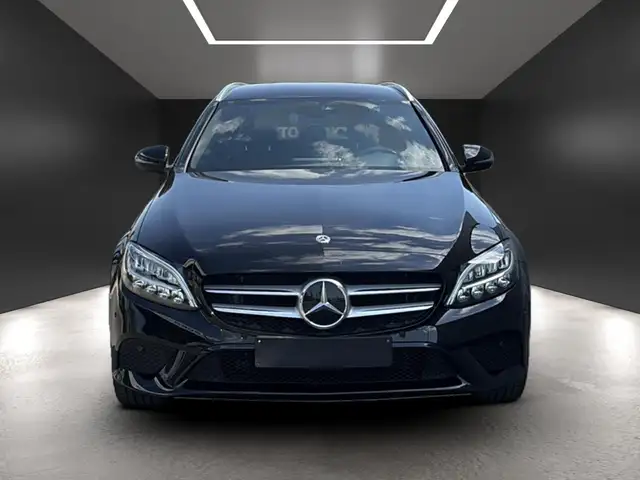 Mercedes-Benz C-Class view 8