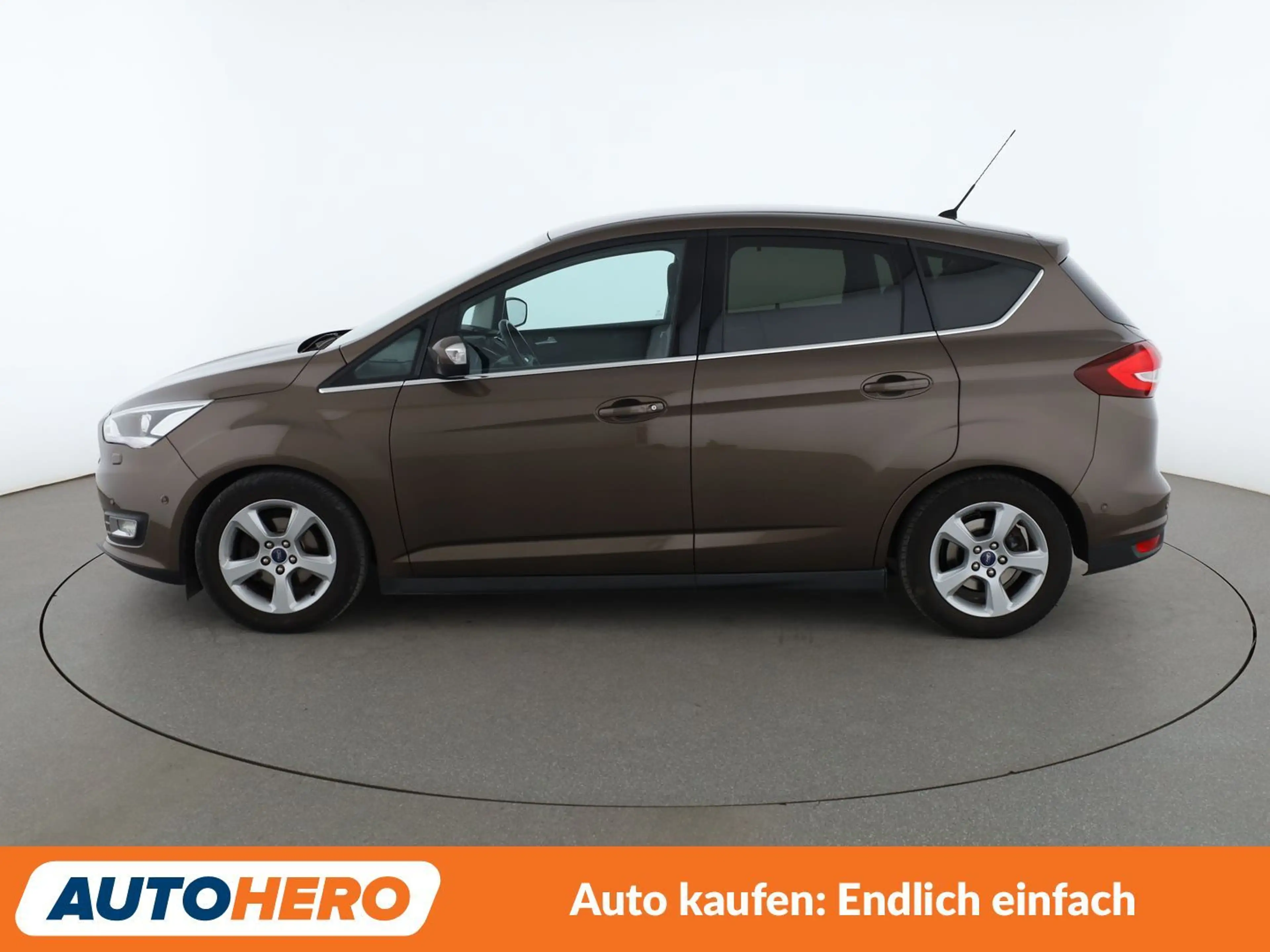Ford C-Max 1.0 EcoBoost Titanium*NAVI*TEMPO*CAM*PDC*SHZ* — photo 3