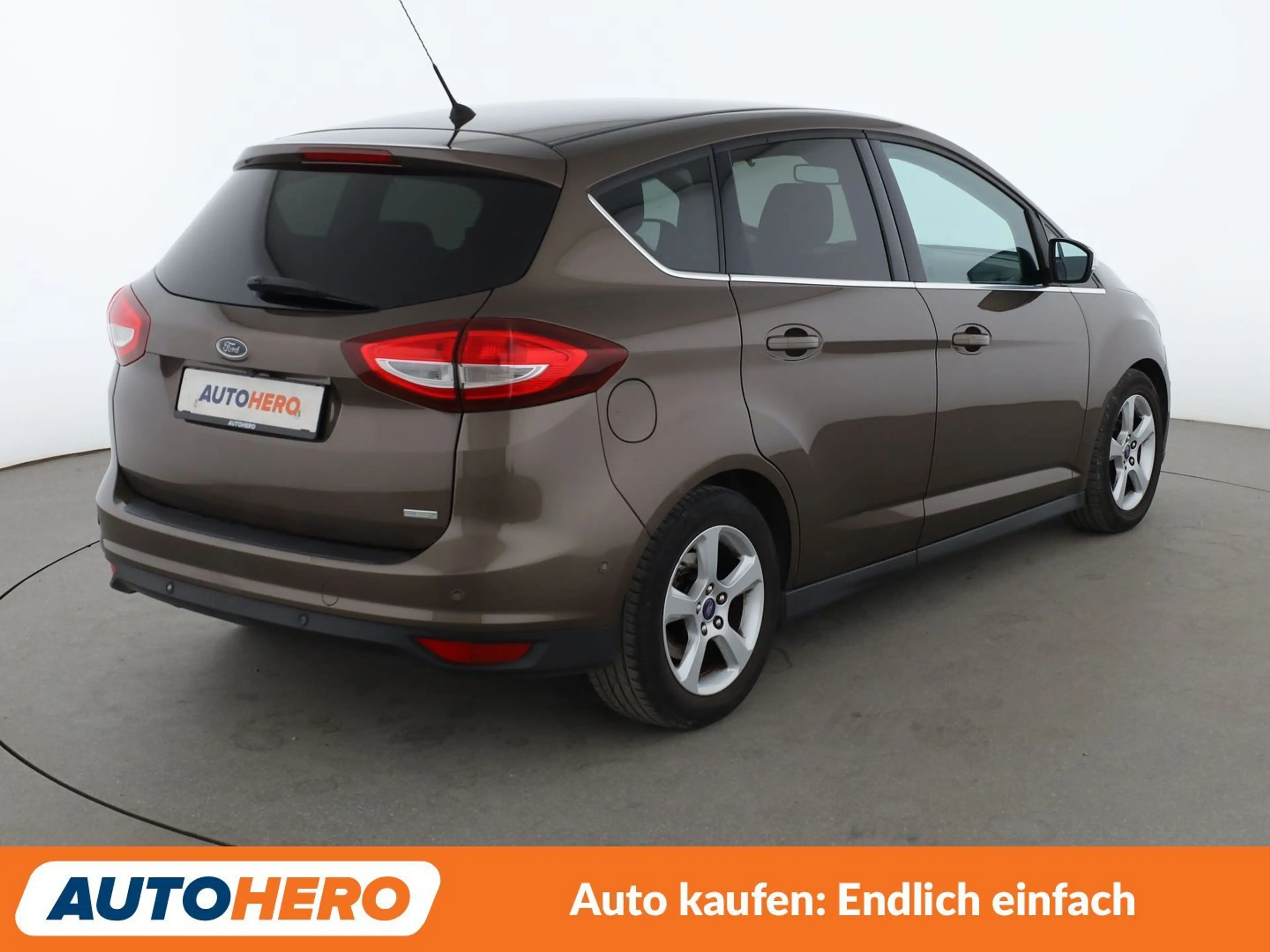 Ford C-Max 1.0 EcoBoost Titanium*NAVI*TEMPO*CAM*PDC*SHZ* — photo 6