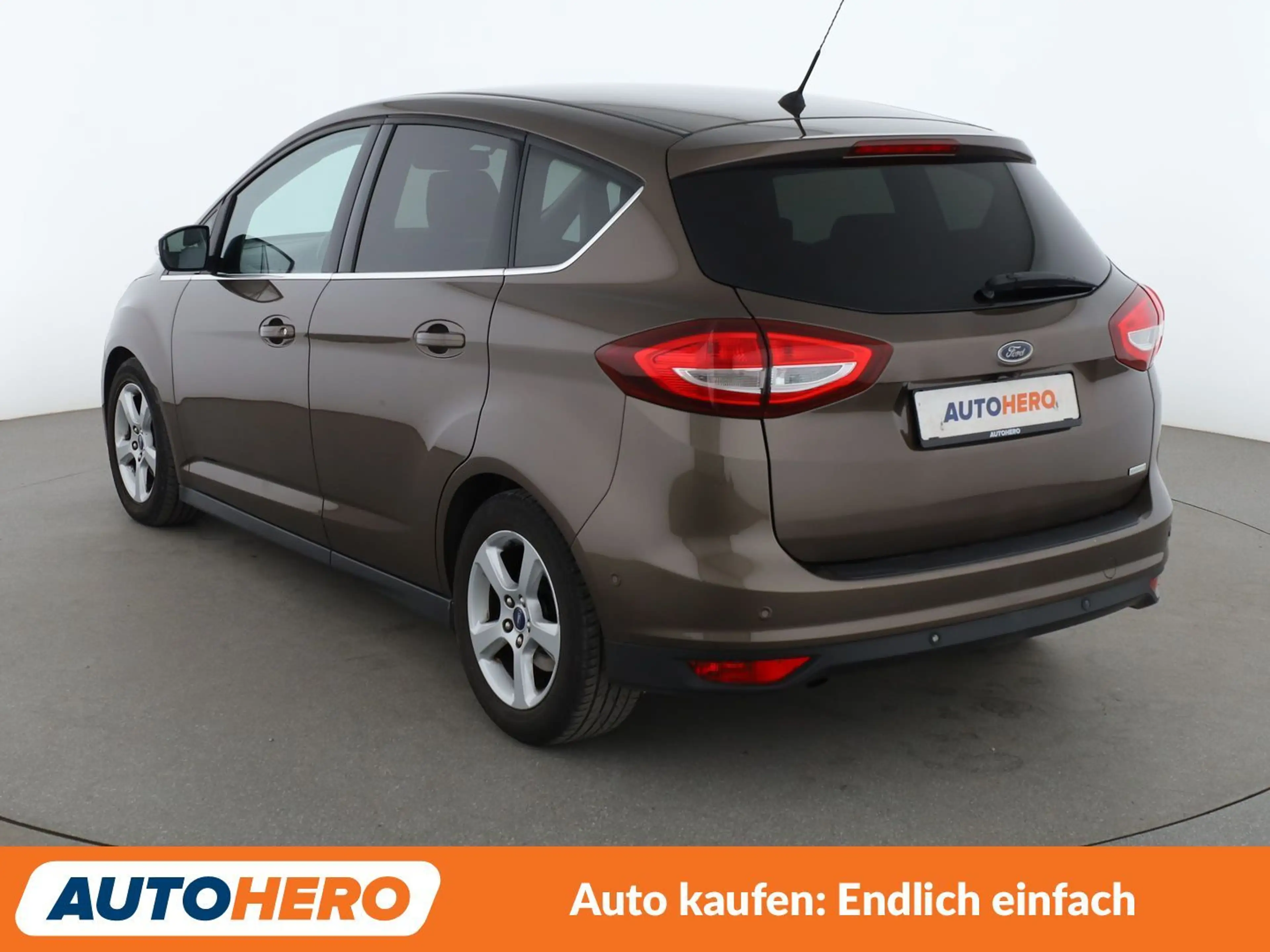 Ford C-Max 1.0 EcoBoost Titanium*NAVI*TEMPO*CAM*PDC*SHZ* — photo 4