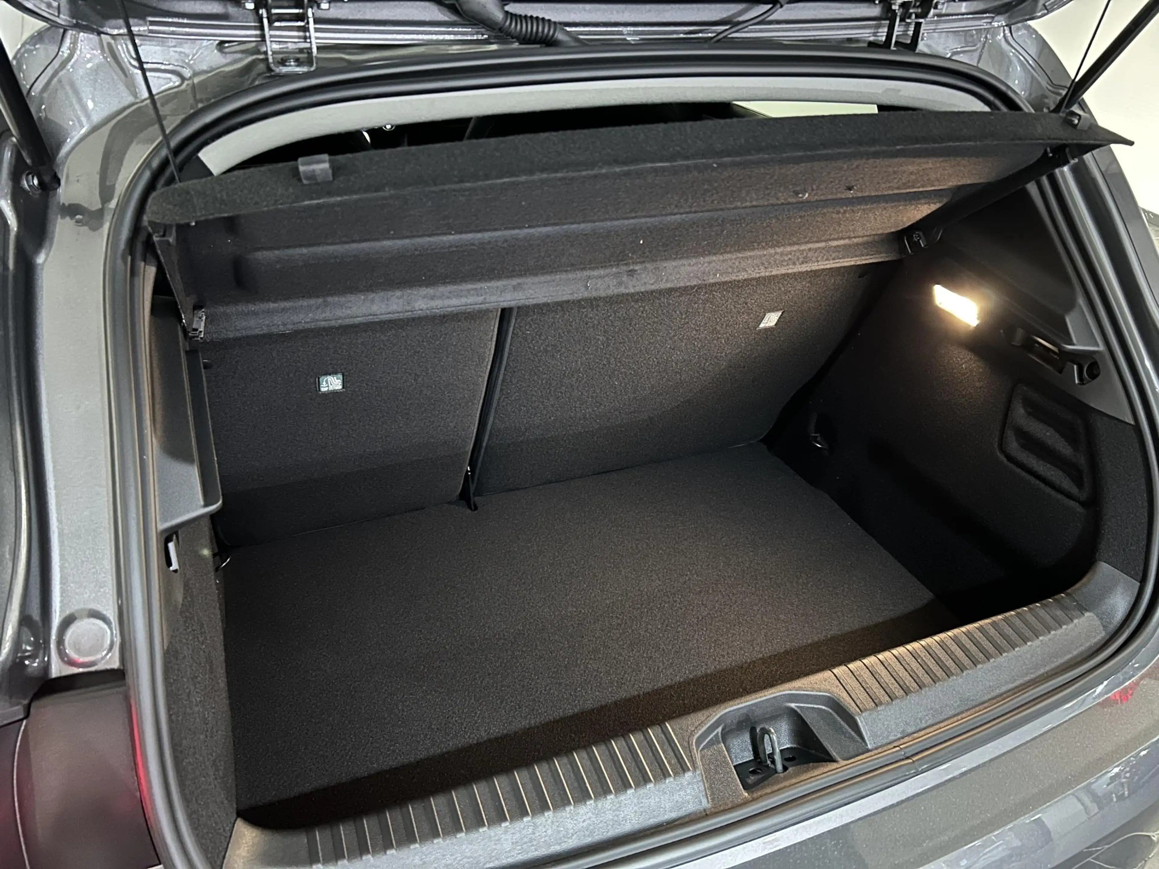 Mitsubishi Colt 1.6 HEV Intense | Voorraad voordeel | 8 jaar garan — photo 9